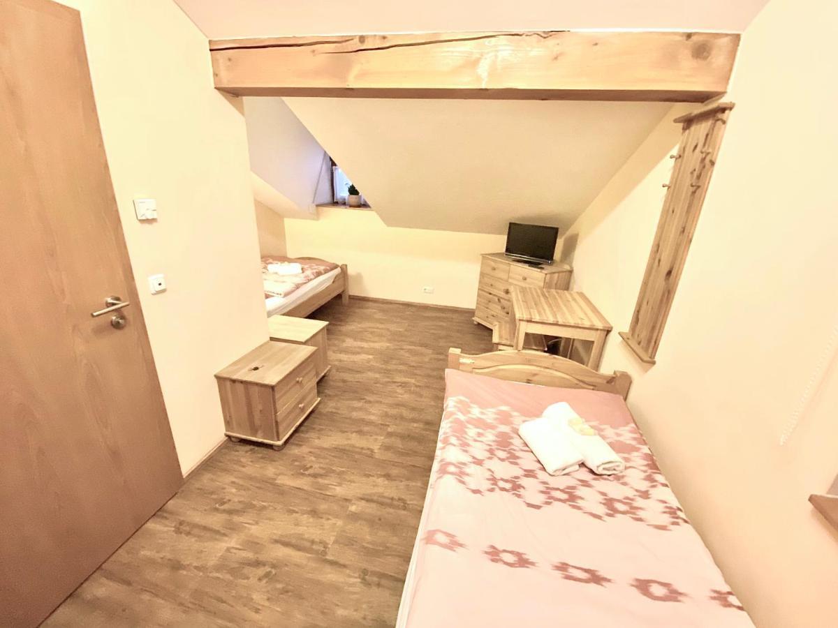 Pension Laurent Ranch Gottfrieding Szoba fotó