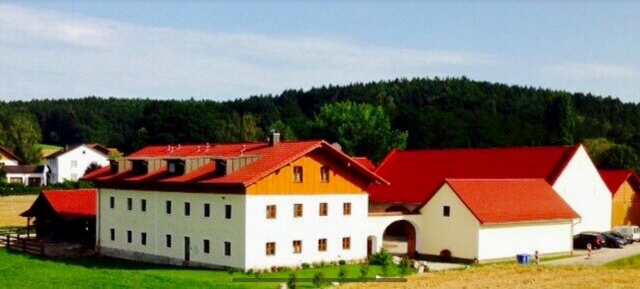 Pension Laurent Ranch Gottfrieding Kültér fotó